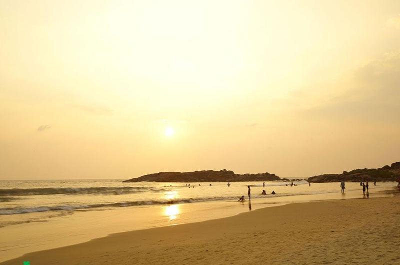 The Quilon Beach Hotel And Convention Center Kollam Eksteriør billede