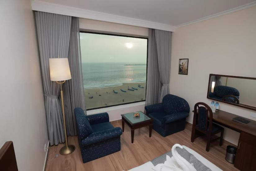 The Quilon Beach Hotel And Convention Center Kollam Eksteriør billede