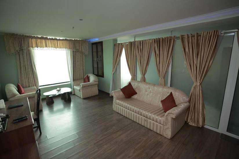 The Quilon Beach Hotel And Convention Center Kollam Eksteriør billede
