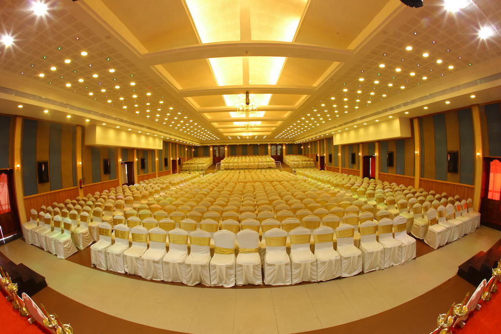 The Quilon Beach Hotel And Convention Center Kollam Eksteriør billede